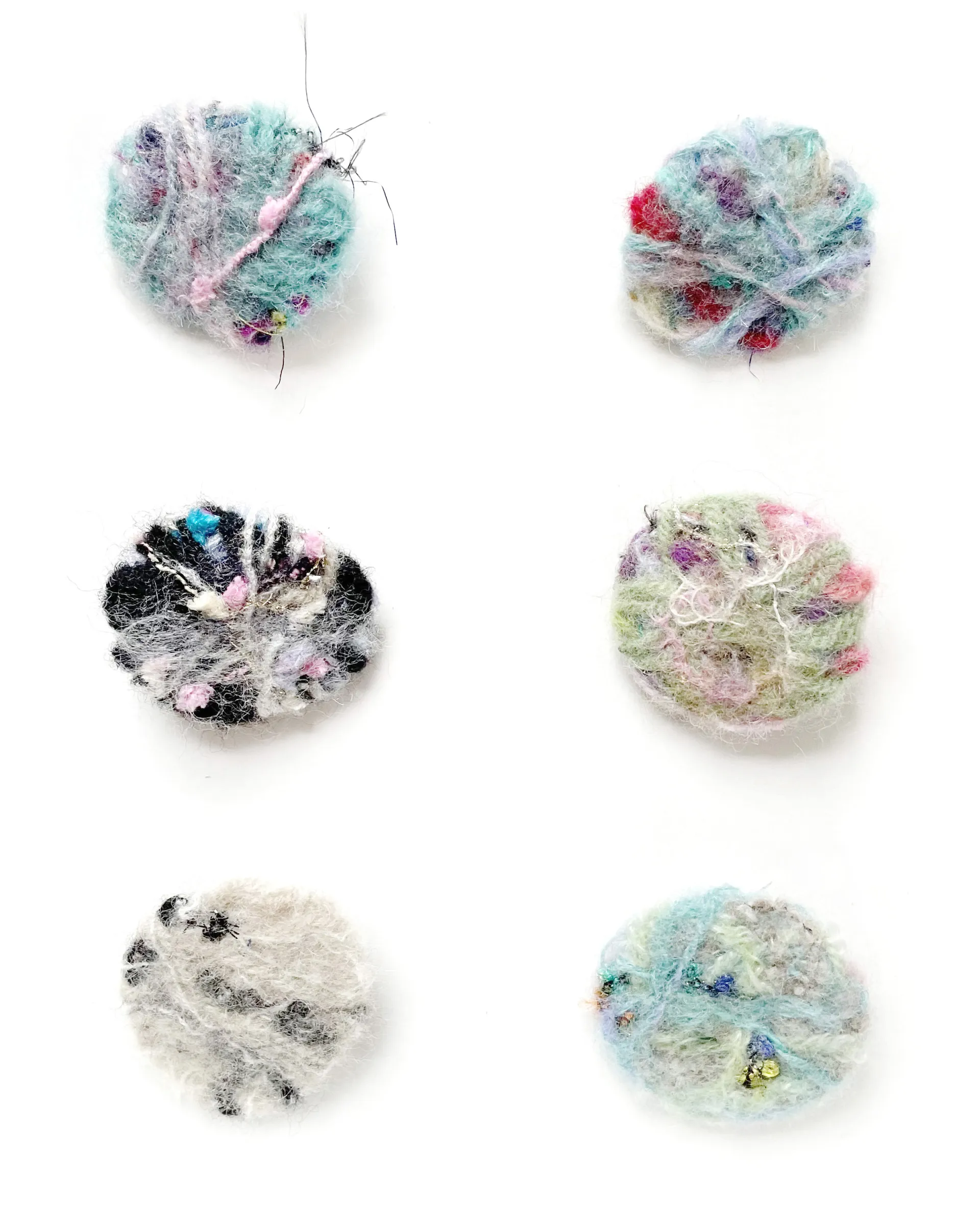 ちくちくブローチ