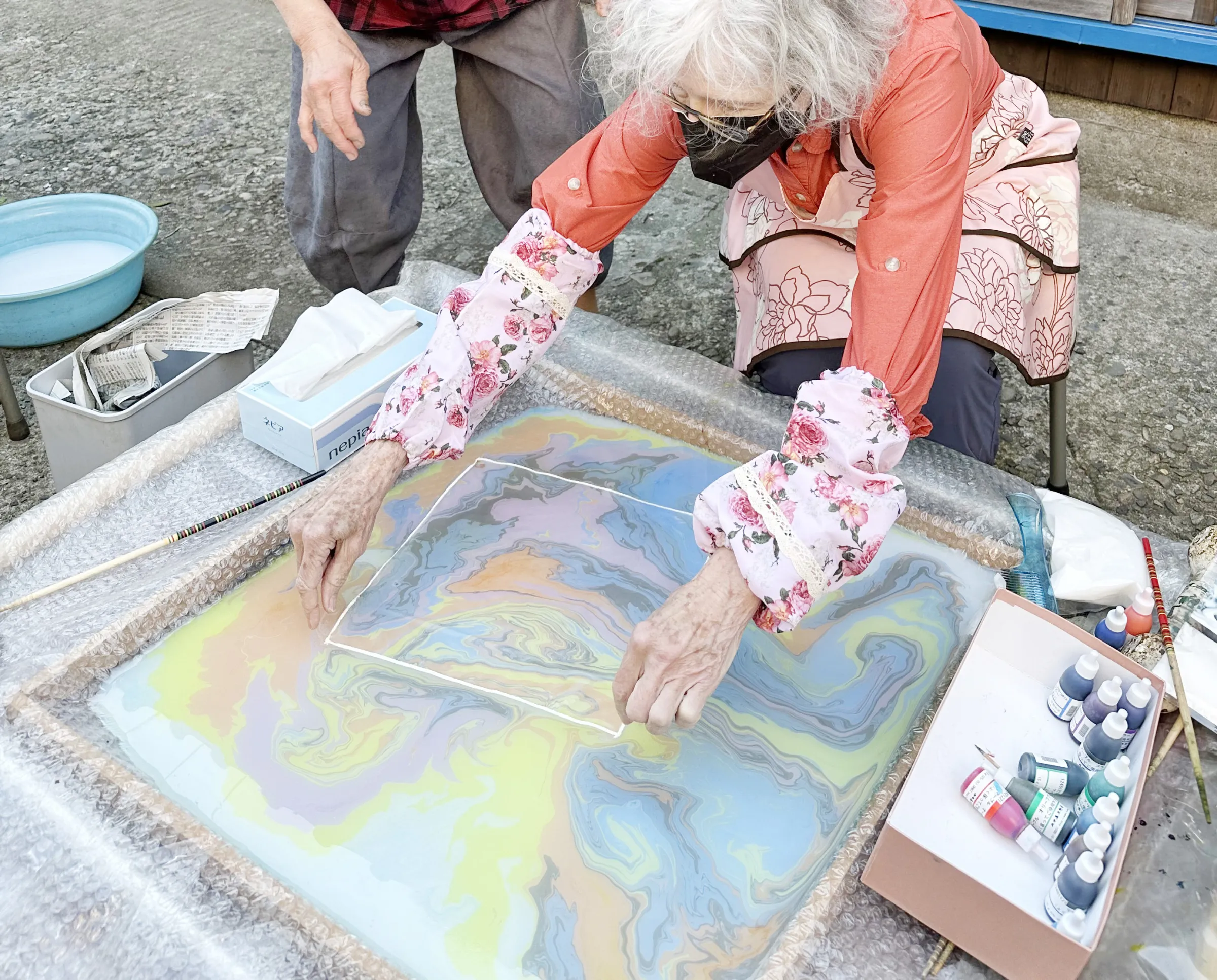 ワークショップの様子<br class=\"PanelSmartPhone\" />（ハンカチ）